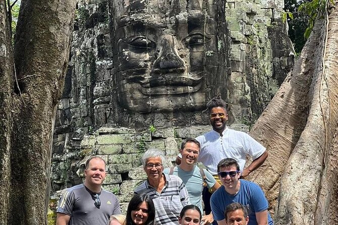 Full Day Archeological Tour in Siem Reap with Sun Set - Phnom Bakheng: the sunset finish