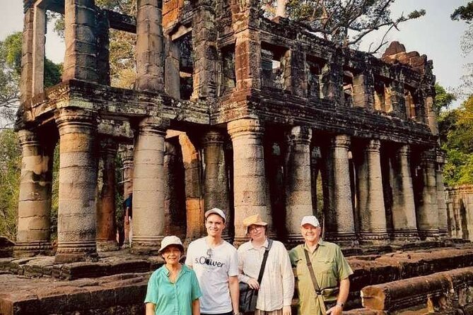 Full-Day Banteay Srei & 4 Temples - Grand Tours Join-in Tour - East Mebon and Pre Rup: similar shape, different setting