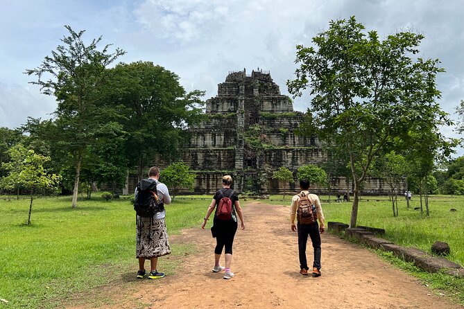 Full Day Banteay Srei Beng Mealea and Koh Ker Small Group Tour - Banteay Srei and Cambodia’s finest small carvings