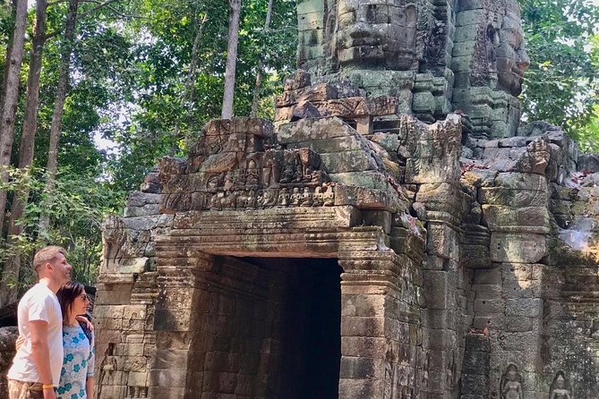 Full-Day 'Big Tour' with Sunset at Phnom Bakheng - East Mebon and the temple on an old island