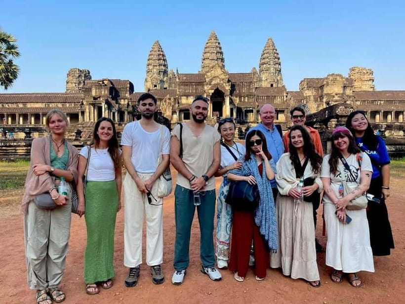 Full-Day Explore Angkor Temples Sunset Tour (with Lunch) - Heat, clothing, and the practical bits