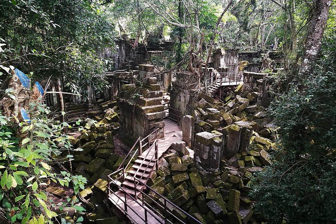 Full-Day Preah Vihear, Koh Ker and Beng Mealea Private Tour - Guides, drivers, and the personal side of the day