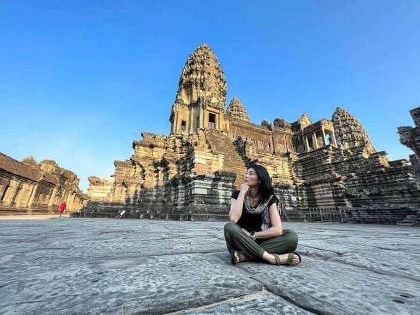 Full Day Private of Angkor Wat Tour with Tuk Tuk - Ta Prohm, roots over stone