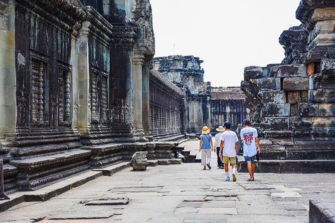 Full-Day Temples of Angkor Small Group Tour - Bayon: a forest of serene stone faces