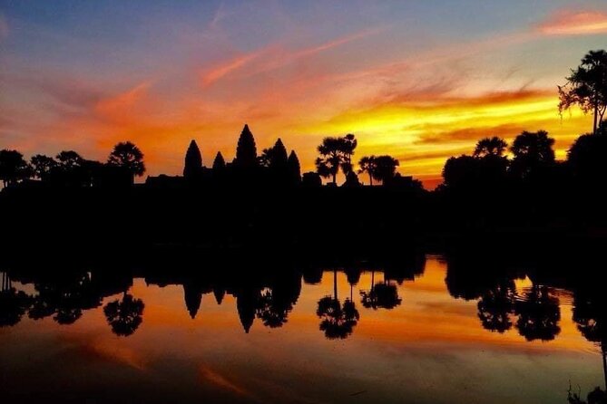 Golden Hours: Angkor wat sunrise photography tour with a pro! - Breakfast before Bayon