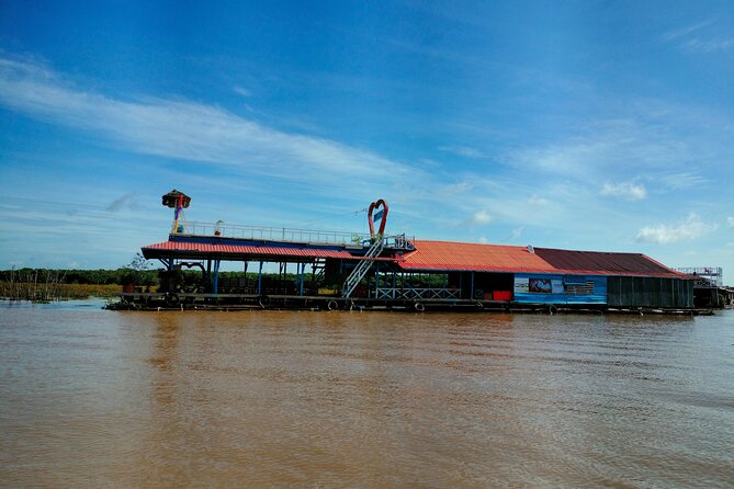 Half-Day Private Sunset Tour In Kampong Phluk From Siem Reap - Guides, vehicles, and the private format