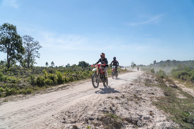 Half Day Siem Reap Off-Road Ride Tour - Three hours through Phnom Bok’s rural tracks