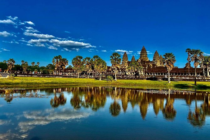 Half Day Tour- Angkor Wat, Ta Promh, Bayon Temple - The heat, water, and pace