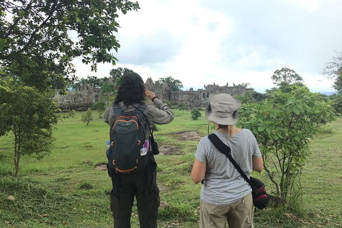 Highlight of Angkor Temples 6 Days Cambodia Tour - Day four: floating homes, early Khmer temples, and local craft