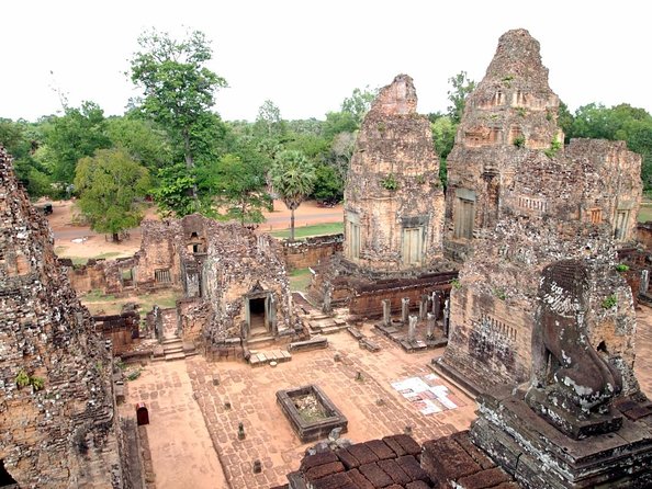 Journey Through Time: Grand Tours with professional photographers - Key points to know before booking