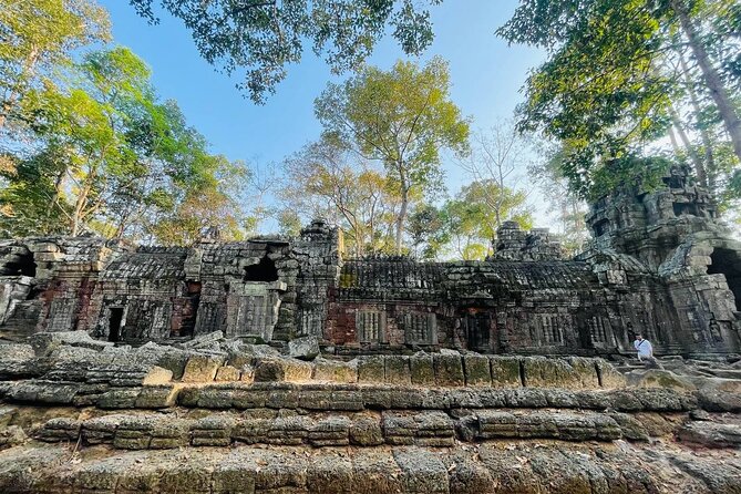 Journey Through Time: Grand Tours with professional photographers - Eastern Mebon, a former island temple