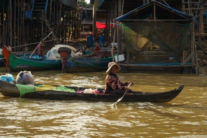 Kampong Phluk Floating Village Tour by Boat - Seeing the village from the water