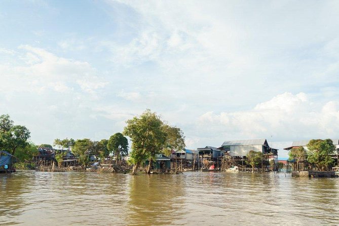 Kampong Phluk Floating Village Tour by Boat - Open water and sunset on Tonle Sap