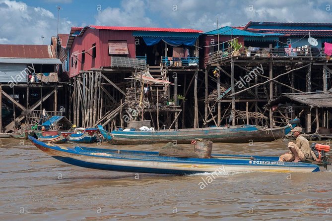 Kampong Phluk Floating Village Tour by Boat - Cruising between the tall stilt houses