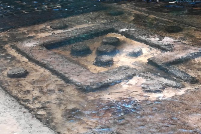 Kbal Spean, Banteay Srei & Banteay Samre temple - Kbal Spean and the River of 1000 Lingas