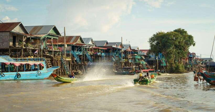 Kompong Kleang Floating Village Guide Tour from Siem Reap - Fishing, farming, and the seasonal life of Tonle Sap