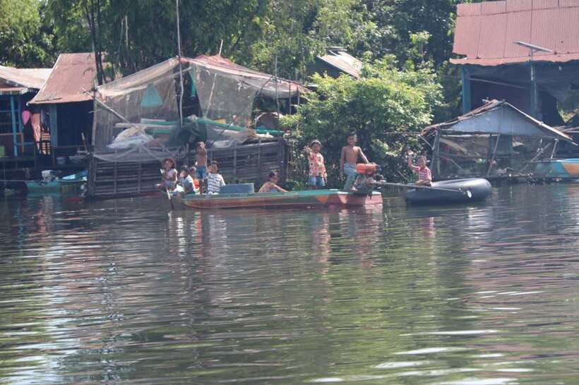 Kompong Phluk Floating Village Tour from Siem Reap - Reaching Kompong Phluk Through Rural Cambodia