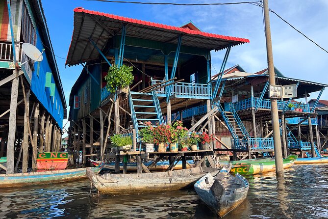 Kulen Mountain Tour with Picnic and Floating Village Sunset - Wat Preah Ang Thom and the reclining Buddha