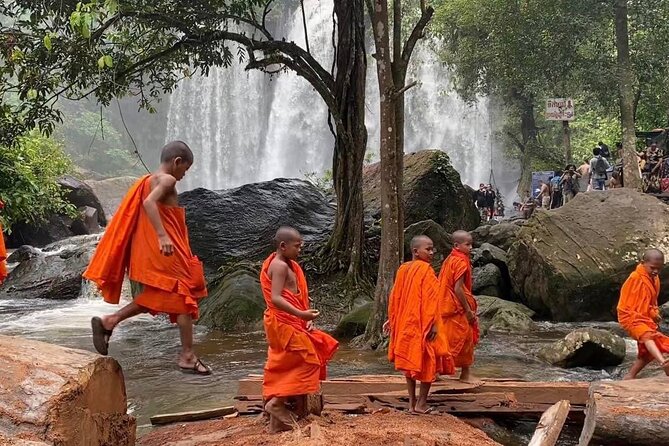 Kullen Waterfall Park with Small Group included entrance fee - Phnom Kulen National Park and the stone quarry