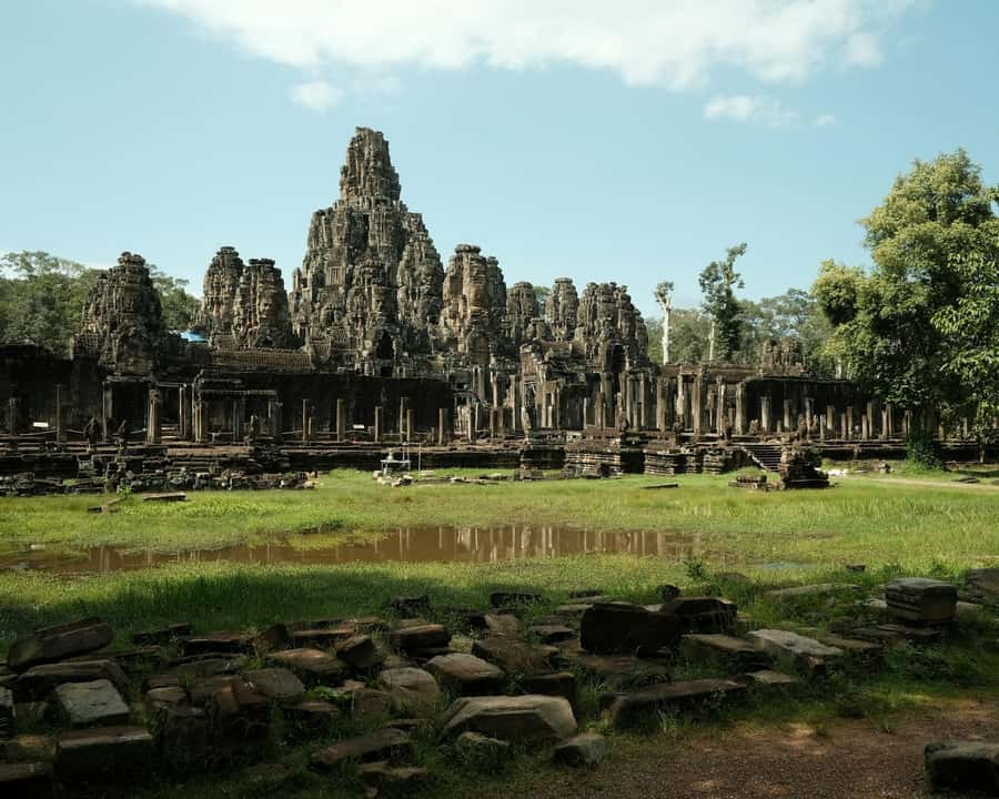 Luxury Private 2-Day Angkor Wat with English or German Guide - Key points at a glance