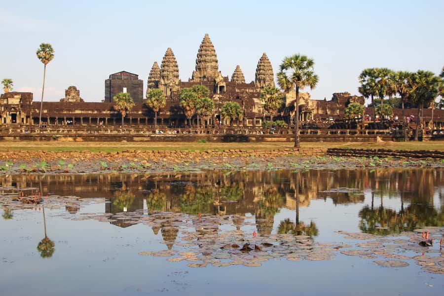 Luxury Private 2-Day Angkor Wat with English or German Guide - A private way to tackle a very large temple complex