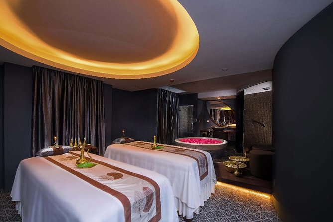 Mudita Signature Treatment - Entering Mudita Spa on Wat Bo Road