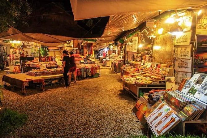Night Street Tour in Siem Reap - Tuk tuk time and the move to Pub Street
