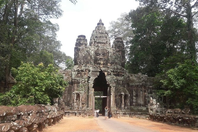 One day Angkor temple tour with private driver - Angkor Thom and Bayon’s Many Faces