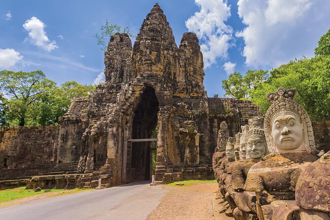 One Day Private Guide Tour of Angkor Thom, Bayon, Ta Phrom & Angkor Wat - Why this private Angkor day works