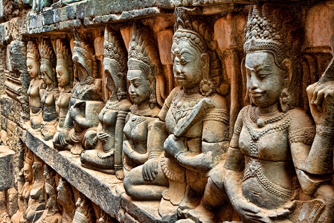 One Day Private Guide Tour of Angkor Thom, Bayon, Ta Phrom & Angkor Wat - Angkor Wat in the afternoon and near sunset