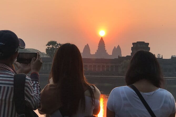 One Way Siem Reap Airport Pick Up or Airport Transfer - Why the $39 group price can make sense
