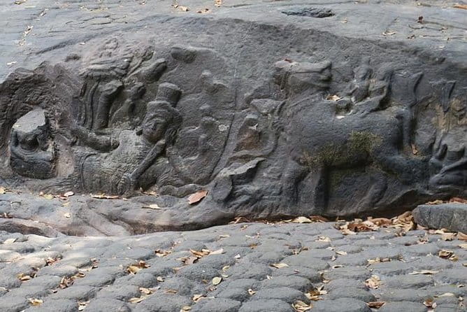 Personalised Angkor Wat Sunrise Off-the-Beaten Track Tour - What the $75 price includes