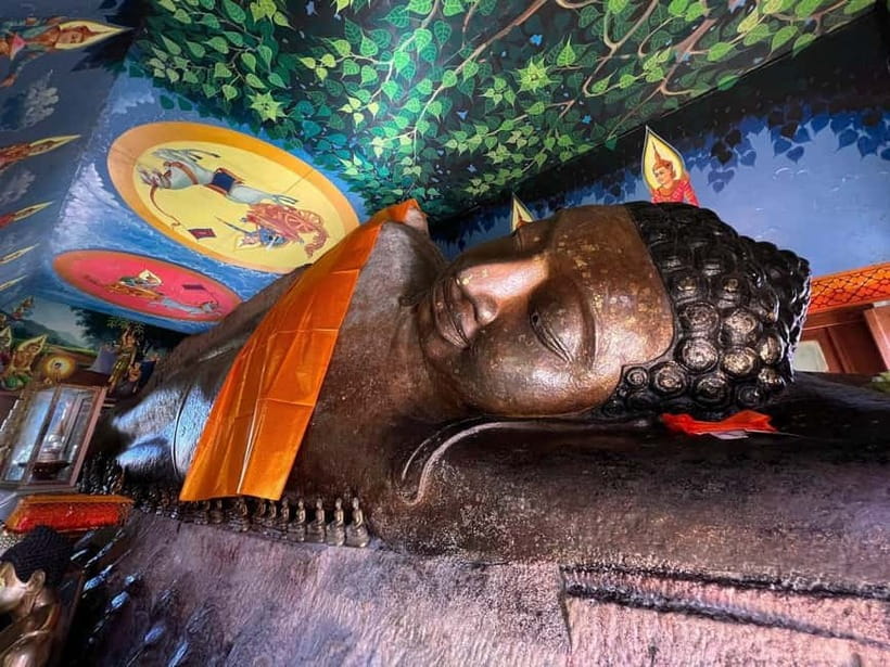 Phnom Kulen Waterfall & the Sacred 1000 Lingas (with Lunch) - The 7:40 to 8:10 pickup and the road uphill