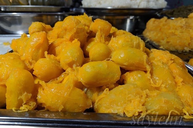Phnom Penh Nightlife Street Food Tours - What the guides add to the food