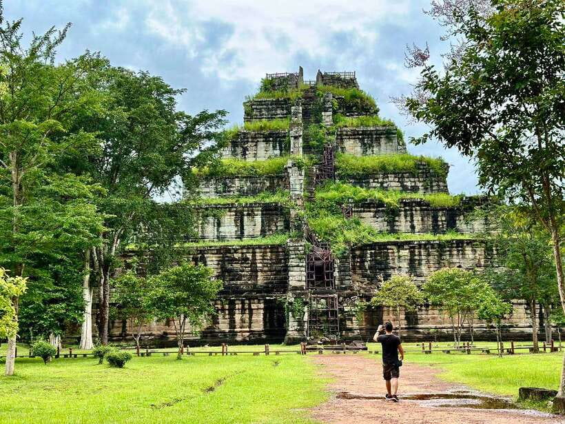 Preah Vihear: Full-Day Preah Vihear and Koh Ker Temple Tour - Prasat Bram, Prasat Kraham, and the value of extra stops