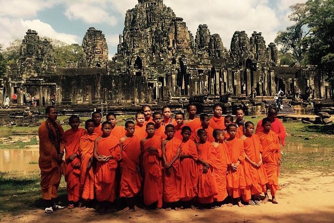 Private Angkor Sunrise Bayon Ta Prohm Bonteay Srie Vip Tour - What the guide and driver add