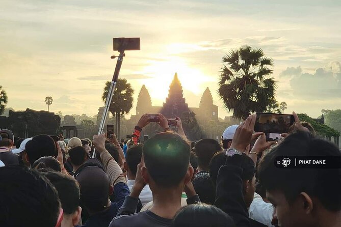 Private Angkor Sunrise Guided Tour - Srah Srang and the breakfast choice
