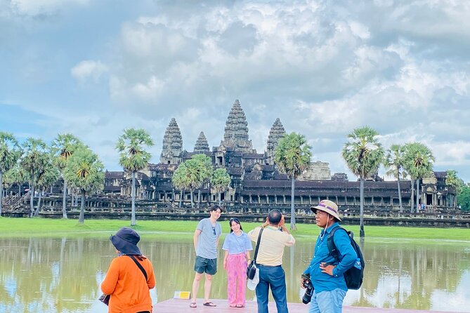 Private Angkor Wat and Lost Temple Jungle Tour - Why the guide can make or break the day