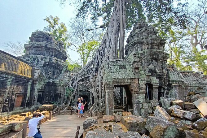 Private Angkor Wat Exploring Tour (Sunset or Sunrise) - Angkor Wat, three hours among the galleries