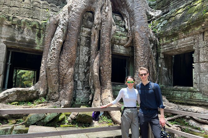Private Angkor Wat Sunrise Tour with Lunch Included - Bayon’s Famous Stone Faces