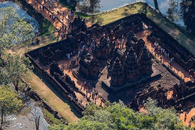 Private Banteay Srei and 4 Temples Guided Tour - East Mebon adds another Angkorian comparison