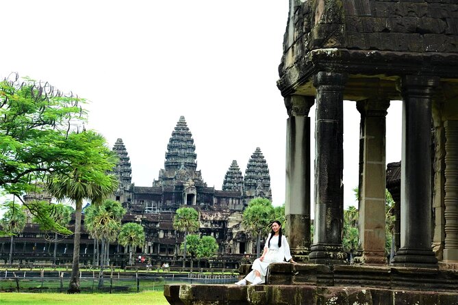 Private Cambodia 5 Days Tour from Siem Reap to Phnom Penh - Tuol Sleng and Choeung Ek require a slower pace