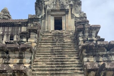 Private Day Trip to Angkor Temples with Expert Guide