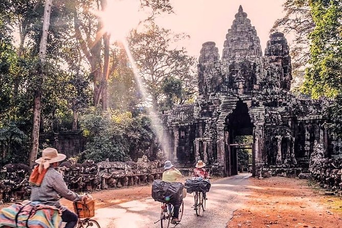Private Guided Tours-Sunrise Angkor Wat, Ta Prohm, Bayon and more - Phimeanakas adds a royal-palace setting