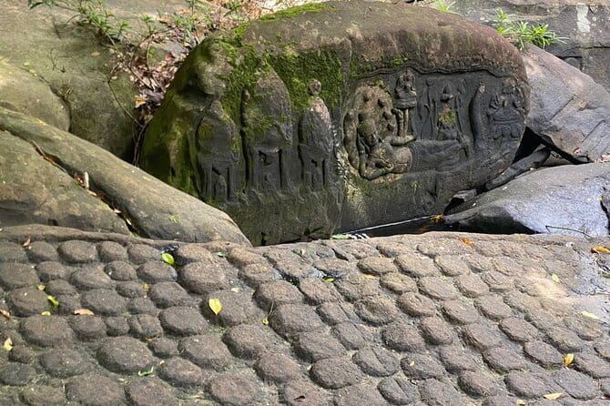 Private Kbal Spean Trekking Tour with Banteay Srei - Key points to know before booking