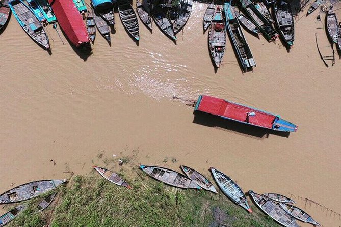 Private Kompong Phluk Floating Village Guided Tour - What the guide adds