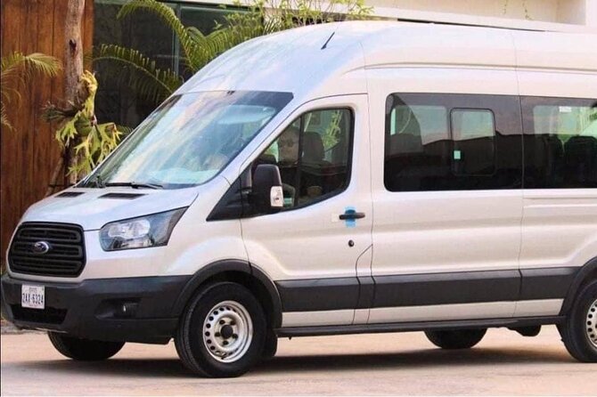 PRIVATE / SHARED Siem Reap Airport ( SAI ) Pick up & Transfers - Private car or shared ride?