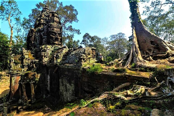 Private Siem Reap 4 Days: Full Exploration of the Angkor Complex - Day three: fine carvings and the Grand Circuit