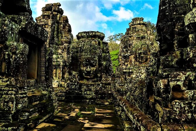 Private Siem Reap 4 Days: Full Exploration of the Angkor Complex - Guides, drivers, and the private format
