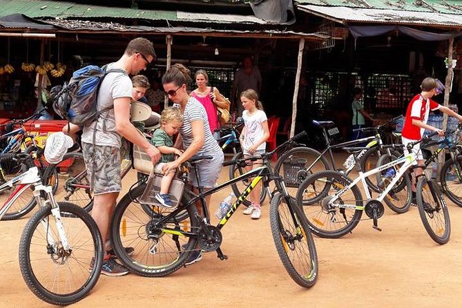 Private Siem Reap Countryside Cycling Tour - Leaving Siem Reap by Bicycle